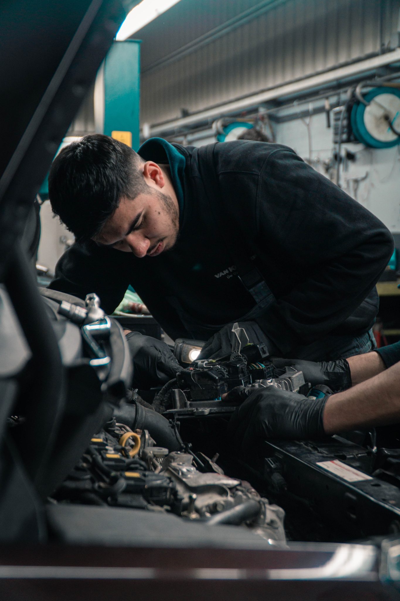 How Much Do Mechanics Make? A Comprehensive Guide to Automotive Salaries